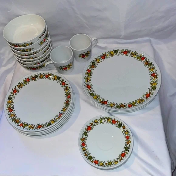 Vintage Spice of Life Centura by Corning